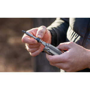 TOURNEVIS A CLIQUET RATCHET LEATHERMAN