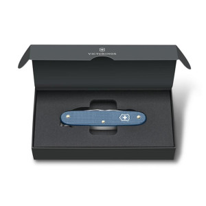 COUTEAU VICTORINOX PIONEER X ALOX GLACIAL BLUE - ÉDITION LIMITÉE 2026