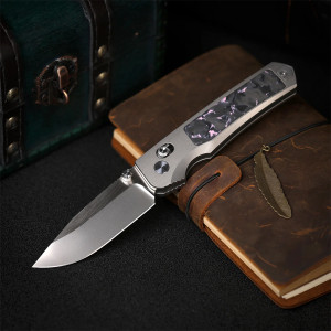 COUTEAU REMETTE AURORA
