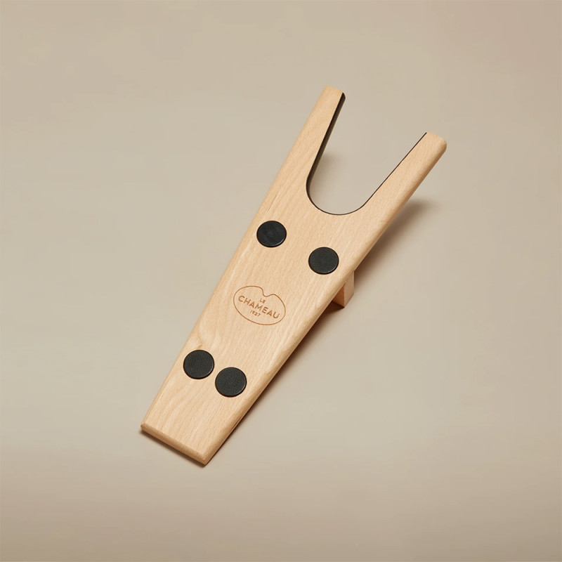 TIRE-BOTTE LE CHAMEAU EN BOIS