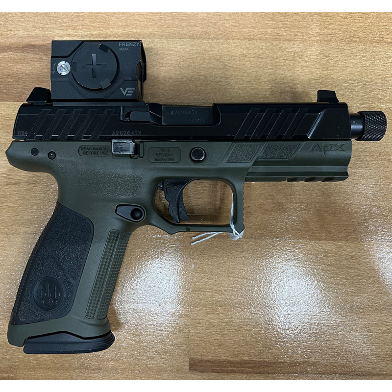 PISTOLET BERETTA APX A1 + VISEUR VECTOR OPTICS CAL.9X19